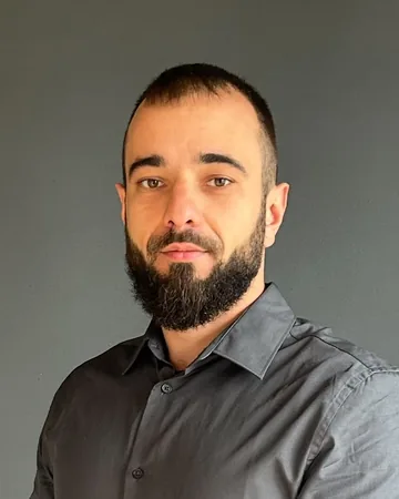 Scherwin Shahin Sadegh